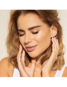ROZŚWIETLAJĄCA BAZA POD MAKIJAŻ GO GLOW 2